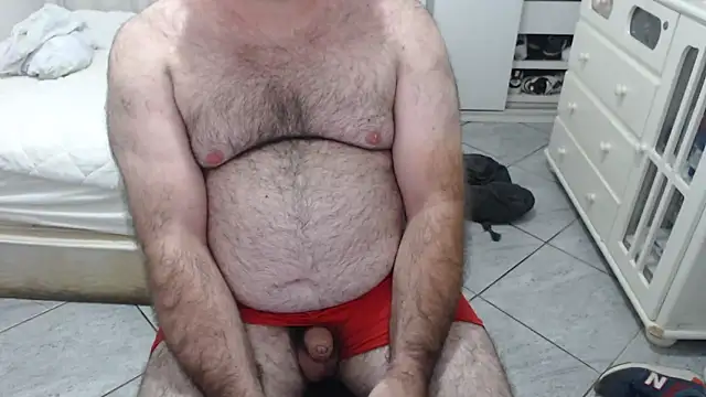 MysterBearMG live sex cam