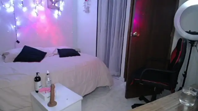 vanessalat live sex cam