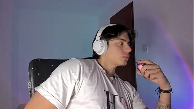 Giordano_Russo live sex cam