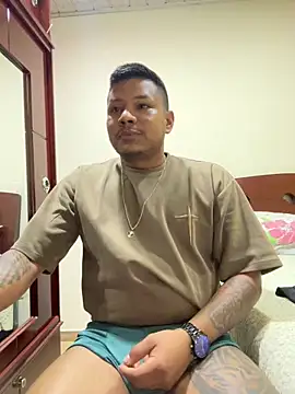 Saipadpuer30 live sex cam