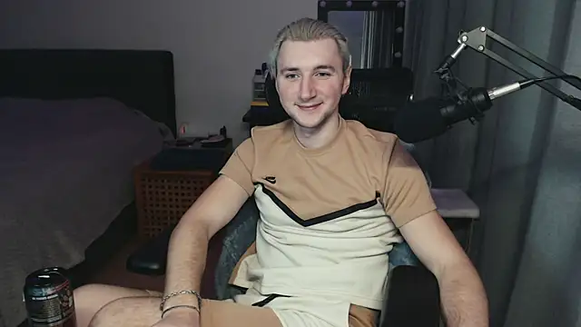 Elvin_Vaenight's cam snapshot