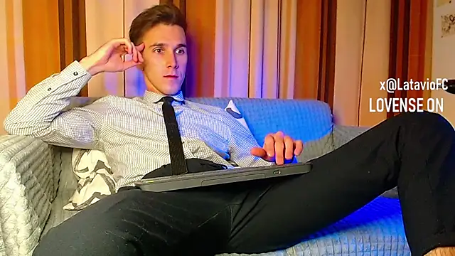 Midnighter_'s cam snapshot