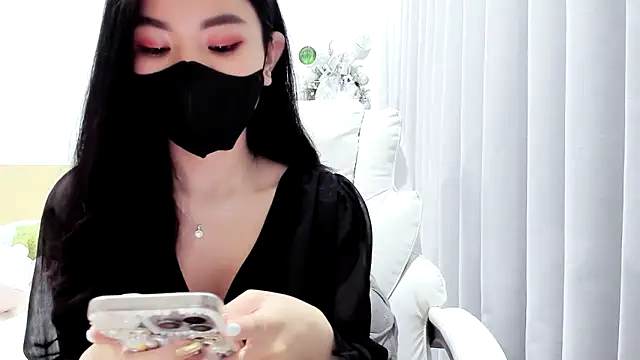 Lita-Julia live sex cam