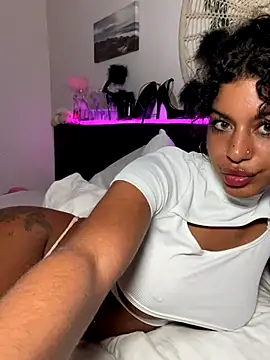 AlyssaHottv_ live sex cam