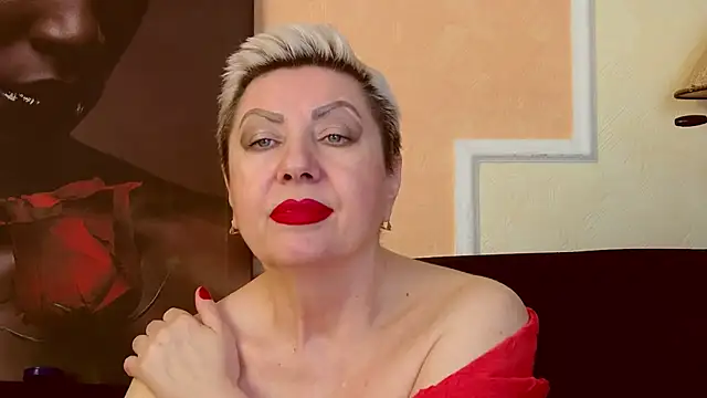 LadyPosh live sex cam