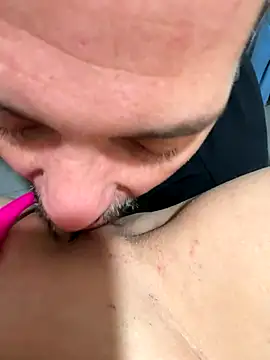 Noeliagglow live sex cam