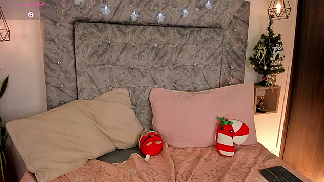 Seraphyne666's cam snapshot