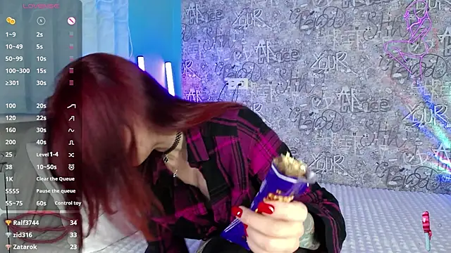 ElisaJane's cam snapshot