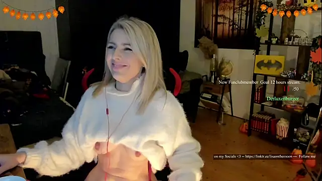 Lisaonthemoon live sex cam