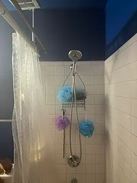 allissonw13 live sex cam