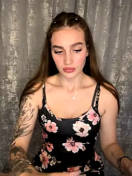 SabinaToffyy's web cam