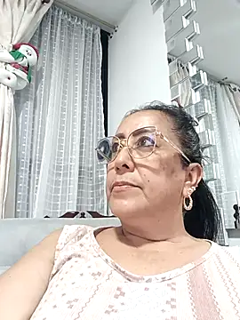 amaranta_c's cam snapshot