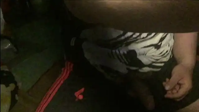 MinhTuan2002 live sex cam