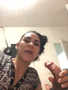 hotroommates live sex cam