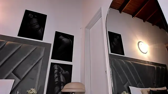 brenda_nova18 live sex cam