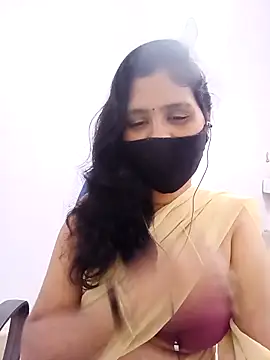Lucky-Deepthi live sex cam