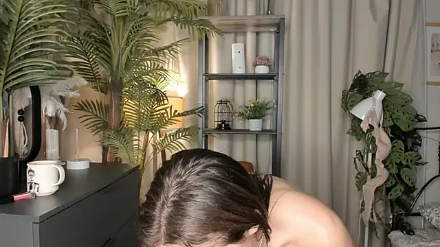 ThelmaJusto live sex cam