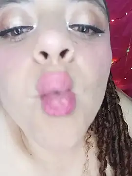 Valentina_Prettyboobs's cam snapshot