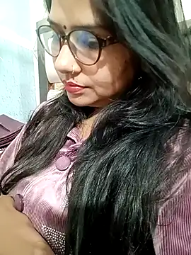 urvashi01224 live sex cam