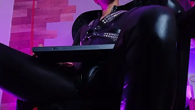 AngeloandEdward's cam snapshot