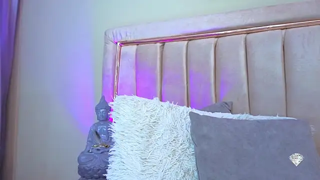 Esmeralda_Candy's cam snapshot