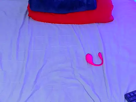 eross_chipre_'s cam snapshot