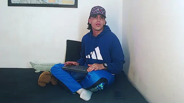 Robisson_zack's cam snapshot