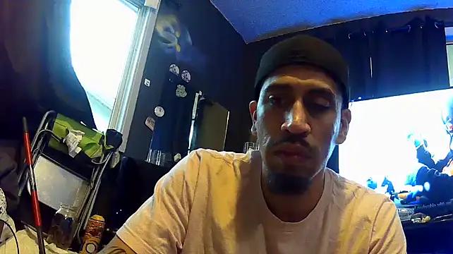 busnfatnutsLildee's cam snapshot