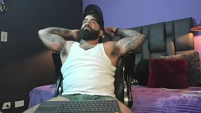 Lyon_vach live sex cam