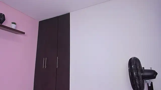 tifanyhills_ live sex cam