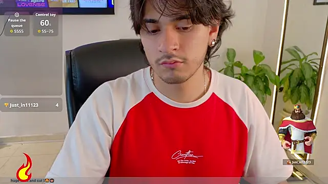 Elian_savoy's cam snapshot