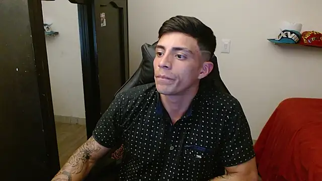 kv___xxx_'s cam snapshot