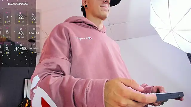 Lobo_17_ live sex cam