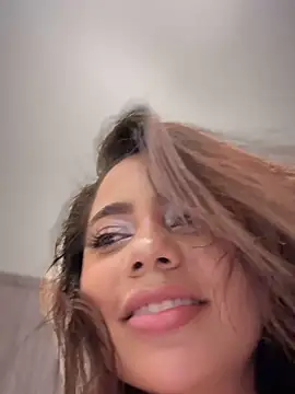 Aryrosee live sex cam