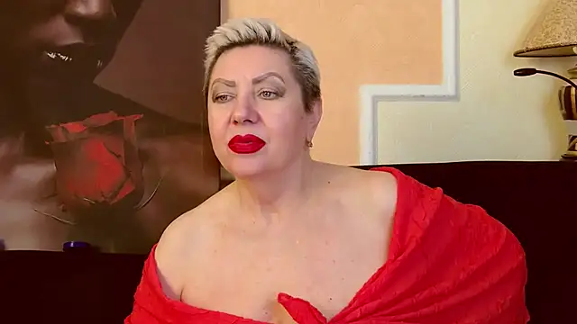 LadyPosh live sex cam