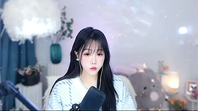 Laura_520's cam snapshot