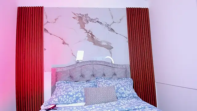 KaliBloom's cam snapshot