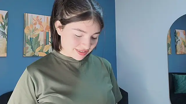 Zamira_Taylor's cam snapshot