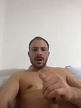 Adventurehotman live sex cam