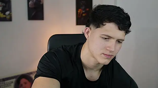 Hazzan_Velez live sex cam