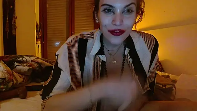 Regina_5's cam snapshot