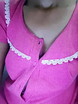 Gautami-telugu's cam snapshot