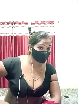 School_medam's cam snapshot