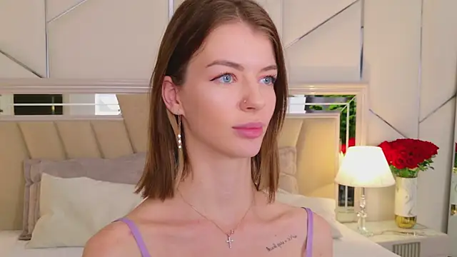 MeganMour live sex cam