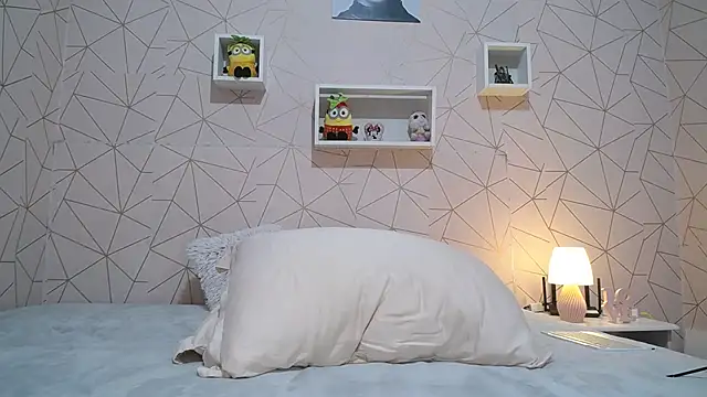 Irresistible24 live sex cam