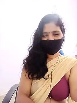 Lucky-Deepthi live sex cam