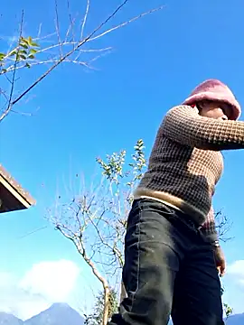 miomio-12 live sex cam