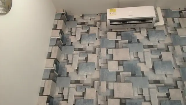 violeta_cute18 live sex cam