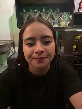 HANNAHBAKER00 live sex cam