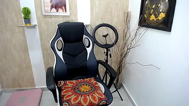 alexabigcock21 live sex cam